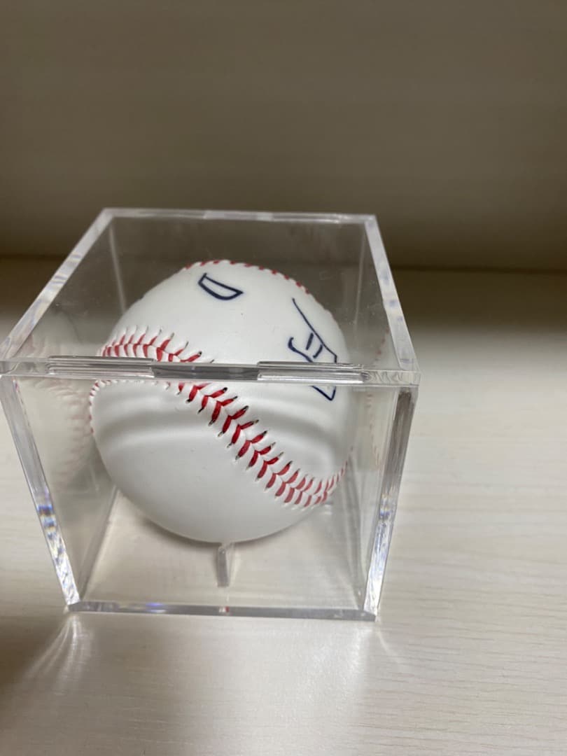 月ノ美兎　ライバー直筆サインボール