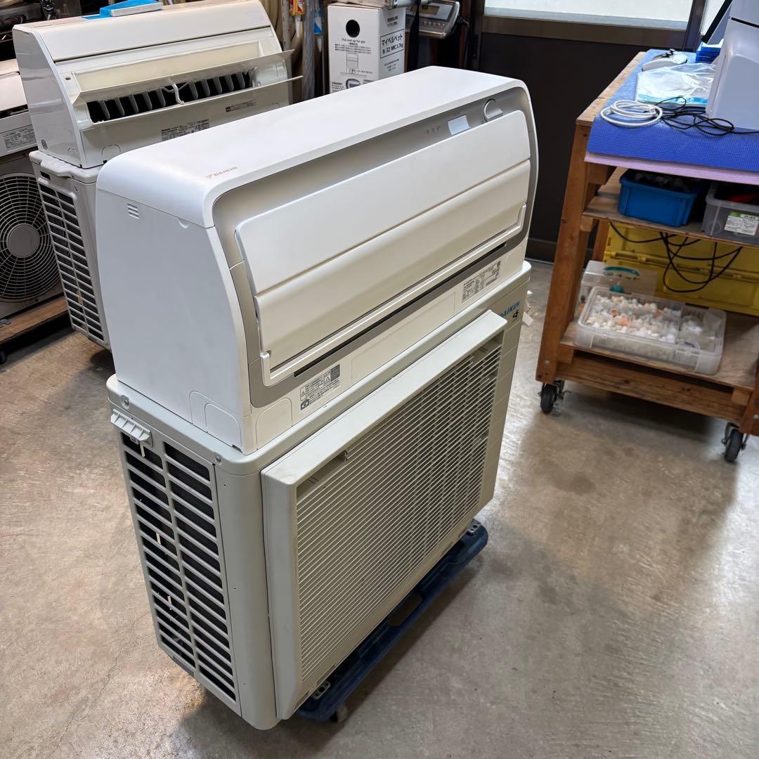 ⭕️ ダイキンエアコン　4.0kw 主に14畳用　 スマホ連携Wi-Fi対応機種