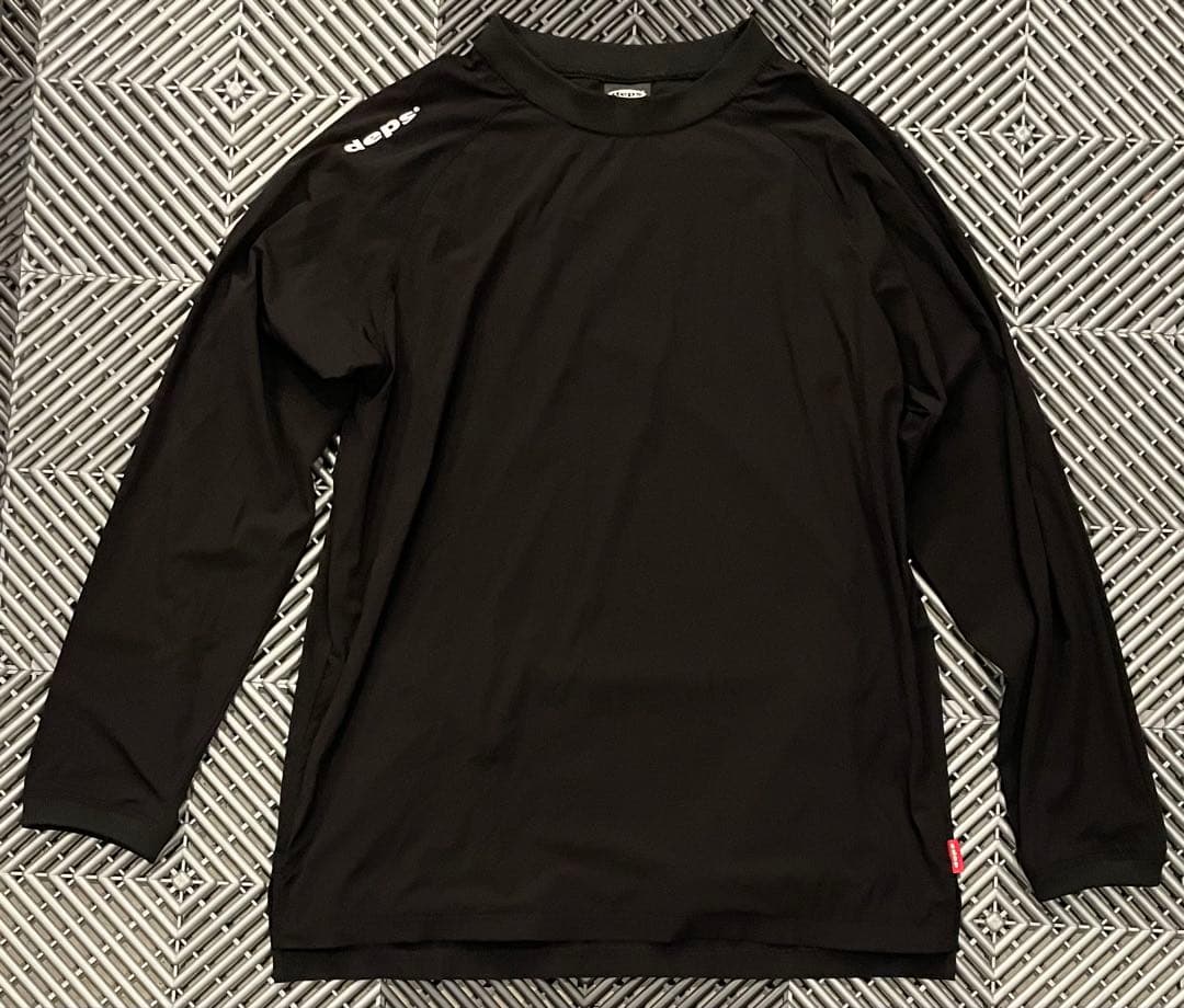 美品！デプス ナイロン ドライ ストレッチプルオーバー UV 紫外線
