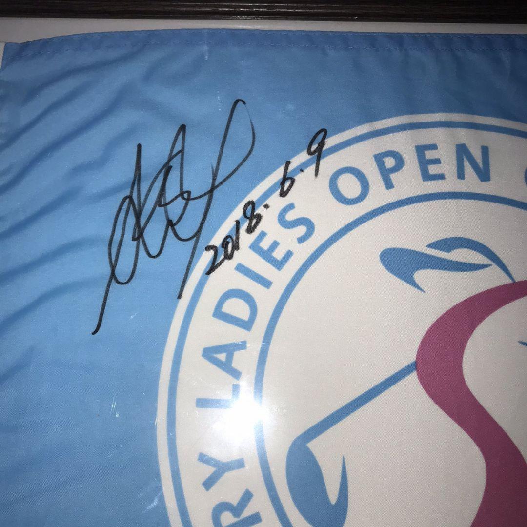 宮里藍プロ 直筆サイン入りスポンサーロゴ入りサンバイザー&サイン色紙