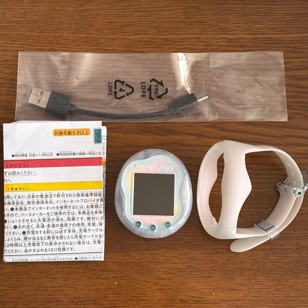 BANDAI Tamagotchi Uni たまごっち ユニ プリズムホワイト - メルカリ