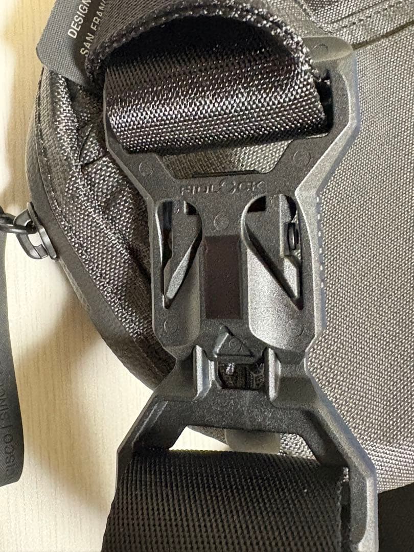 k*n様 限定品モデル Aer Day Sling 3 Ultra - メルカリ