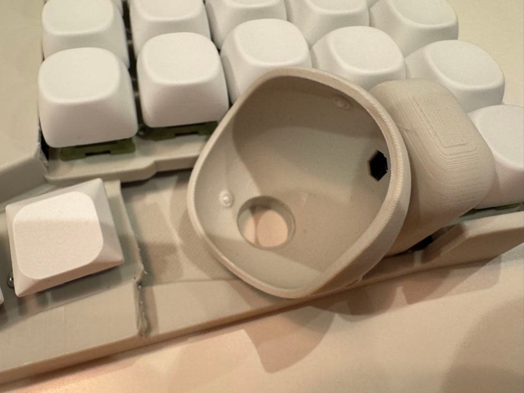 や*ち様 【新品】keyball39 マットボーンホワイト 完成品 - メルカリ