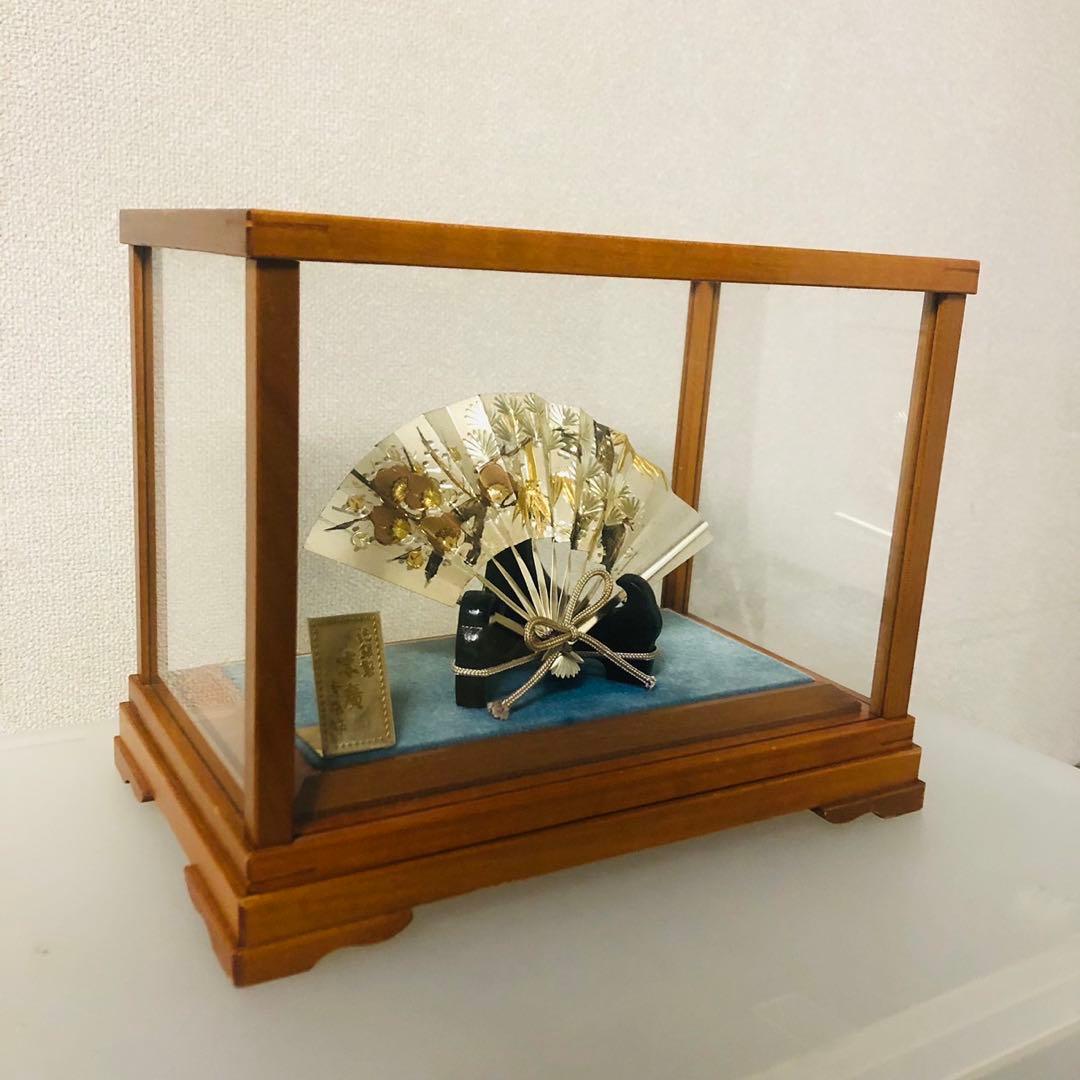 E26骨董品✨ 武比古作 純銀製 扇飾り 木製ガラスケース 置物21g - メルカリ