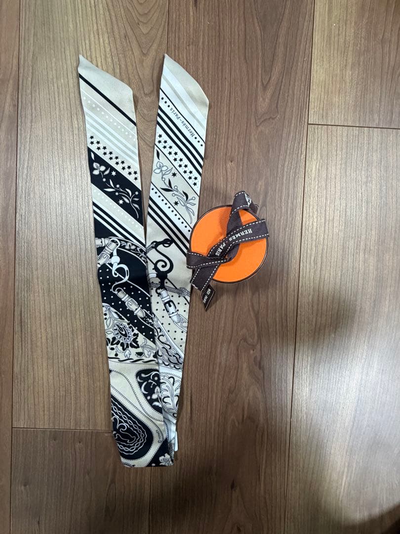 新品未使用　《アマゾンの祭典・バンダナ》エルメスツイリー