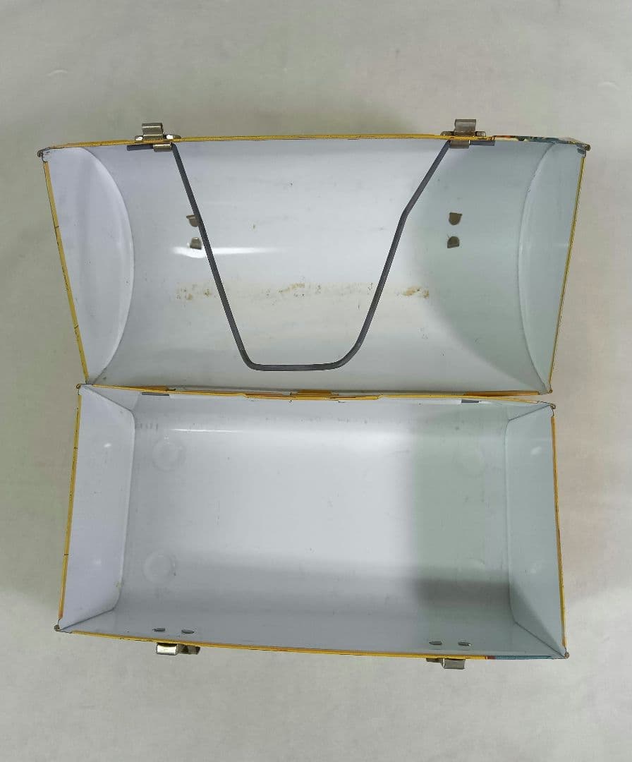 Walt Disney スクールバス型ランチボックス　アンティーク　缶バッグ