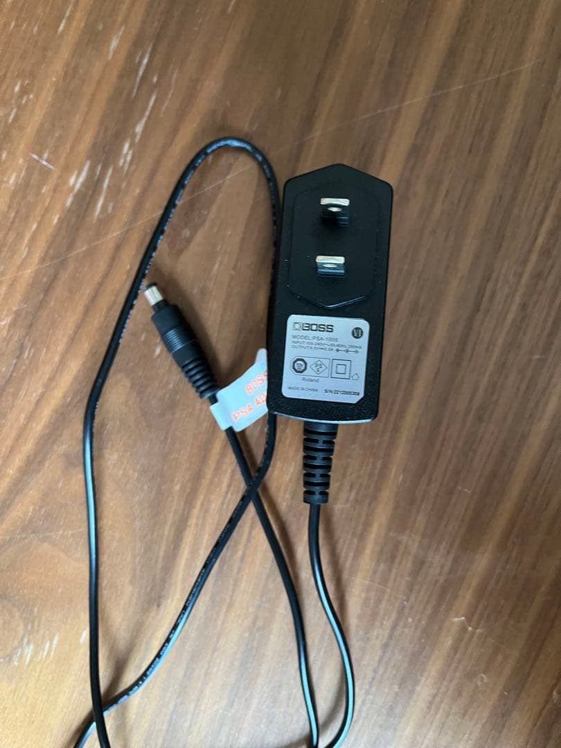 BOSS GT-1 、Boss acアダプター付き