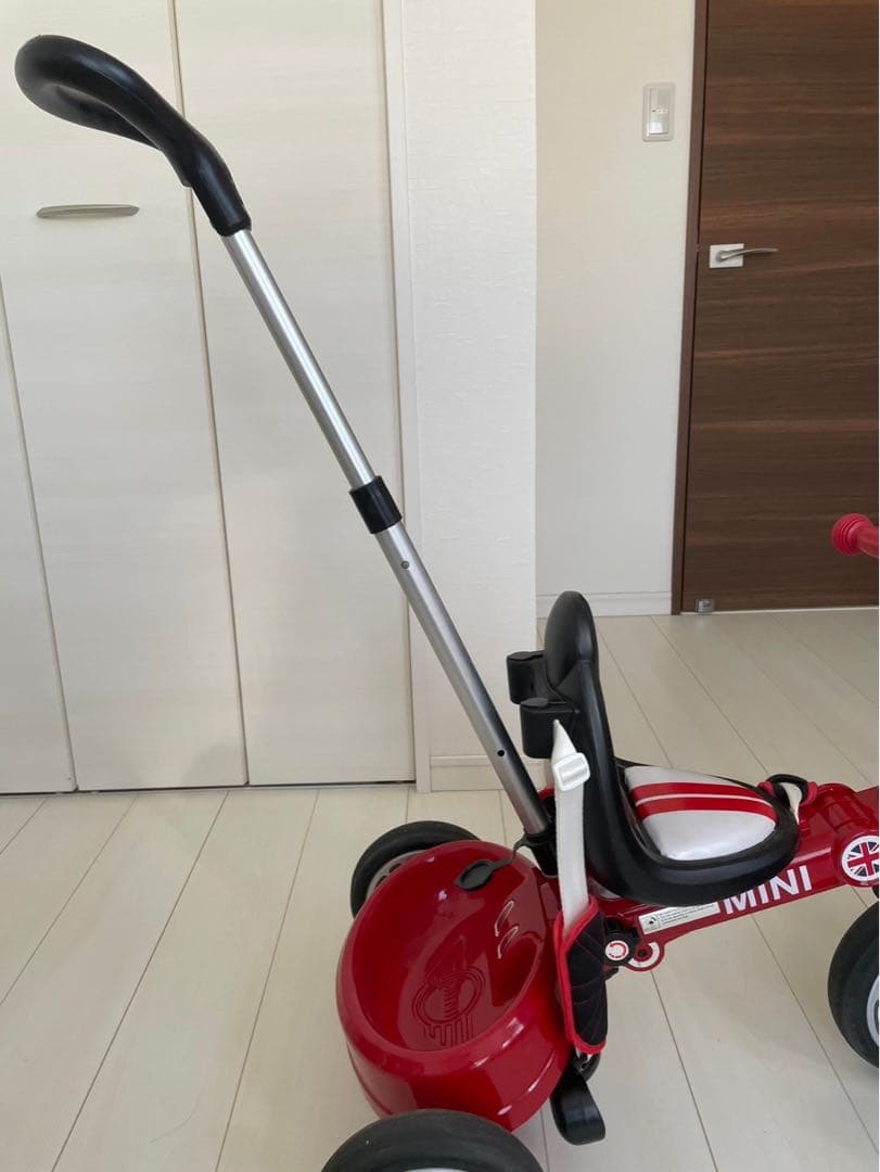 ミニクーパー　三輪車　レッド　【引き取り限定】