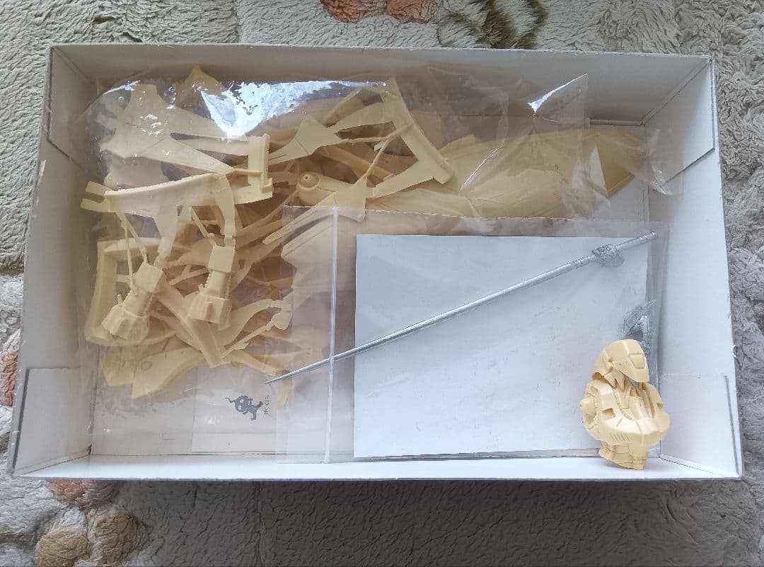 絶版品　WAVE ジュノーン JUNCHOON 1/144スケールキット