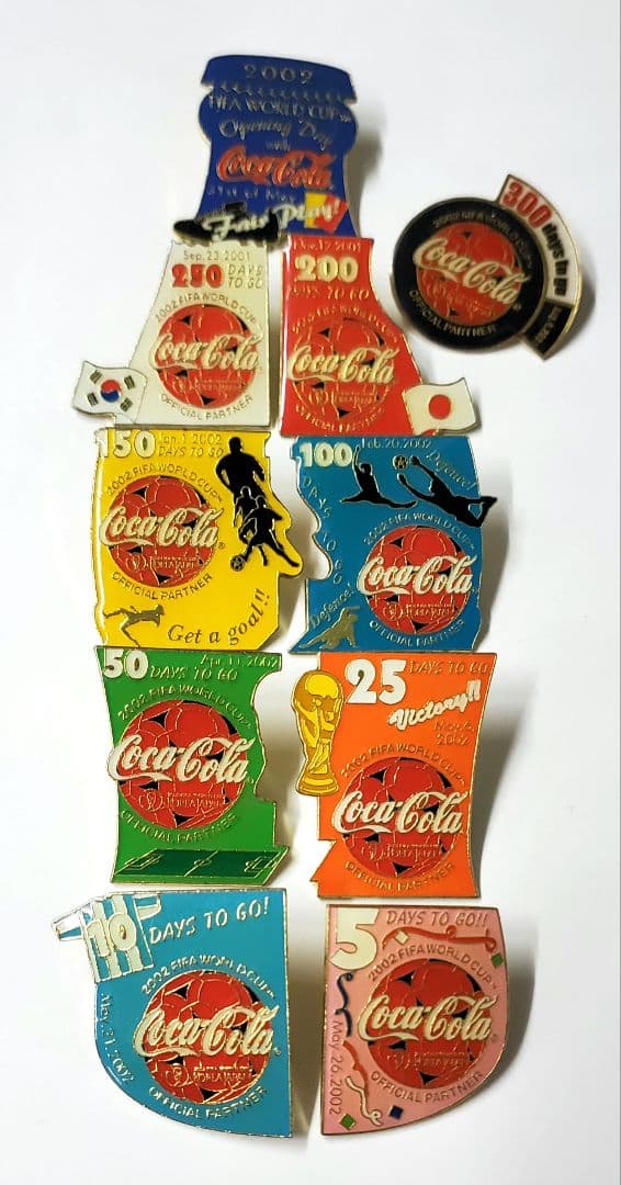 2002 ワールドカップ コカコーラ ピンバッジ額入り 限定品 - メルカリ