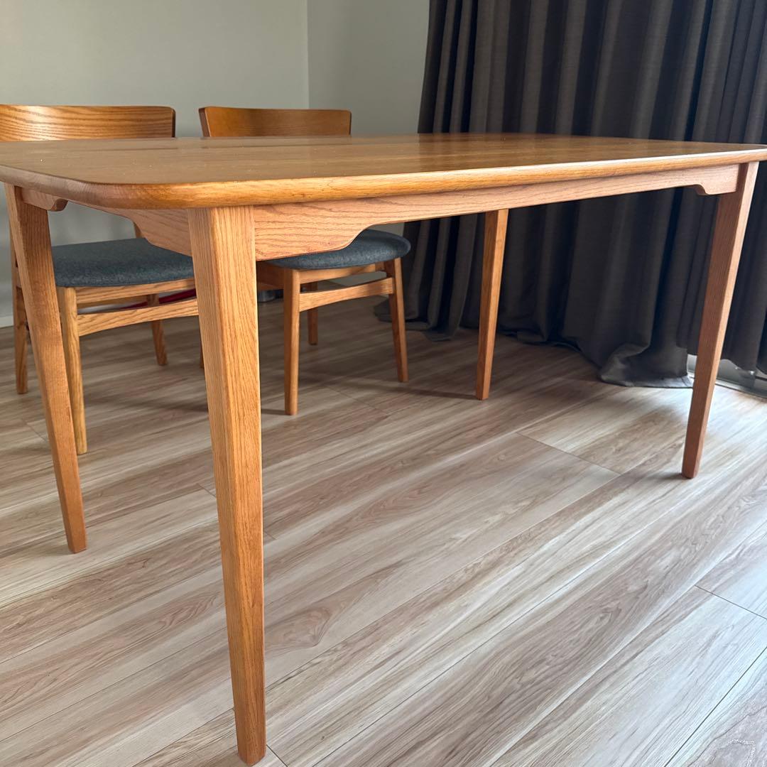 美品】unico tove ダイニングテーブル1400 - メルカリ