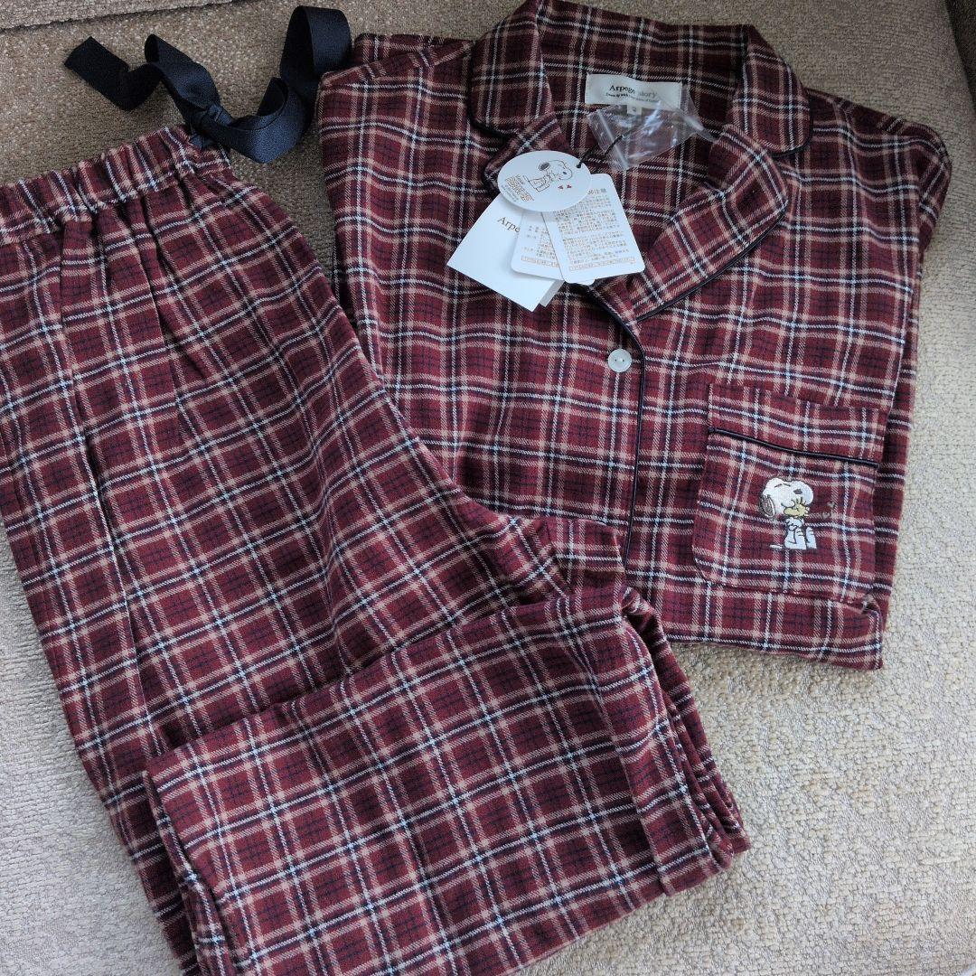 アルページュストーリー スヌーピー ネルチェックパジャマ 赤 新品