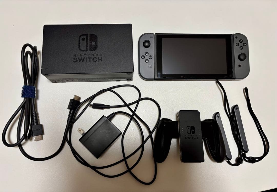 Nintendo Switch グレー 本体 周辺機器 - メルカリ