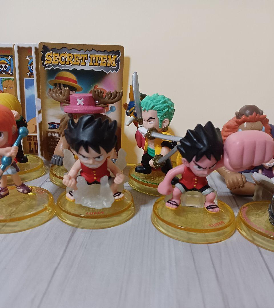 ONE PIECE　海賊団ヒーローズ　全9種フルコンプセット　カード付き