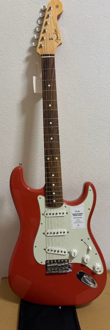 ギター Fender Made in Japan Traditional 60s Fender Made in Japan Traditional 60s Stratocaster Rosewood Fiesta