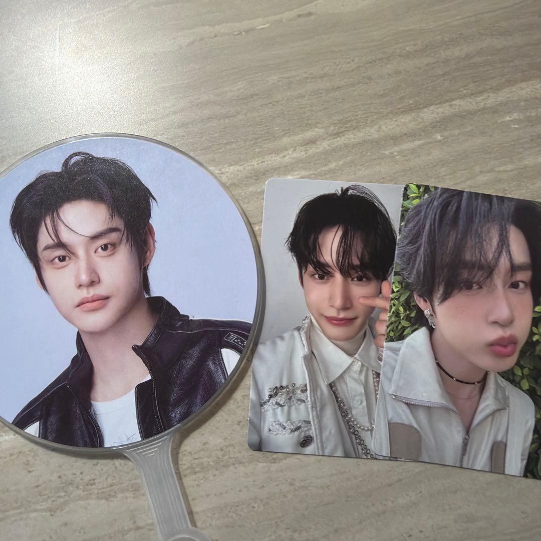 ZEROBASEONE キムジウン ワルツ 日本限定 ミニうちわ トレカ付き