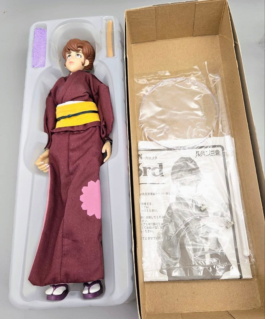 スタイリッシュコレクション　ルパン三世　銭形警部&峰不二子着物リミテッド