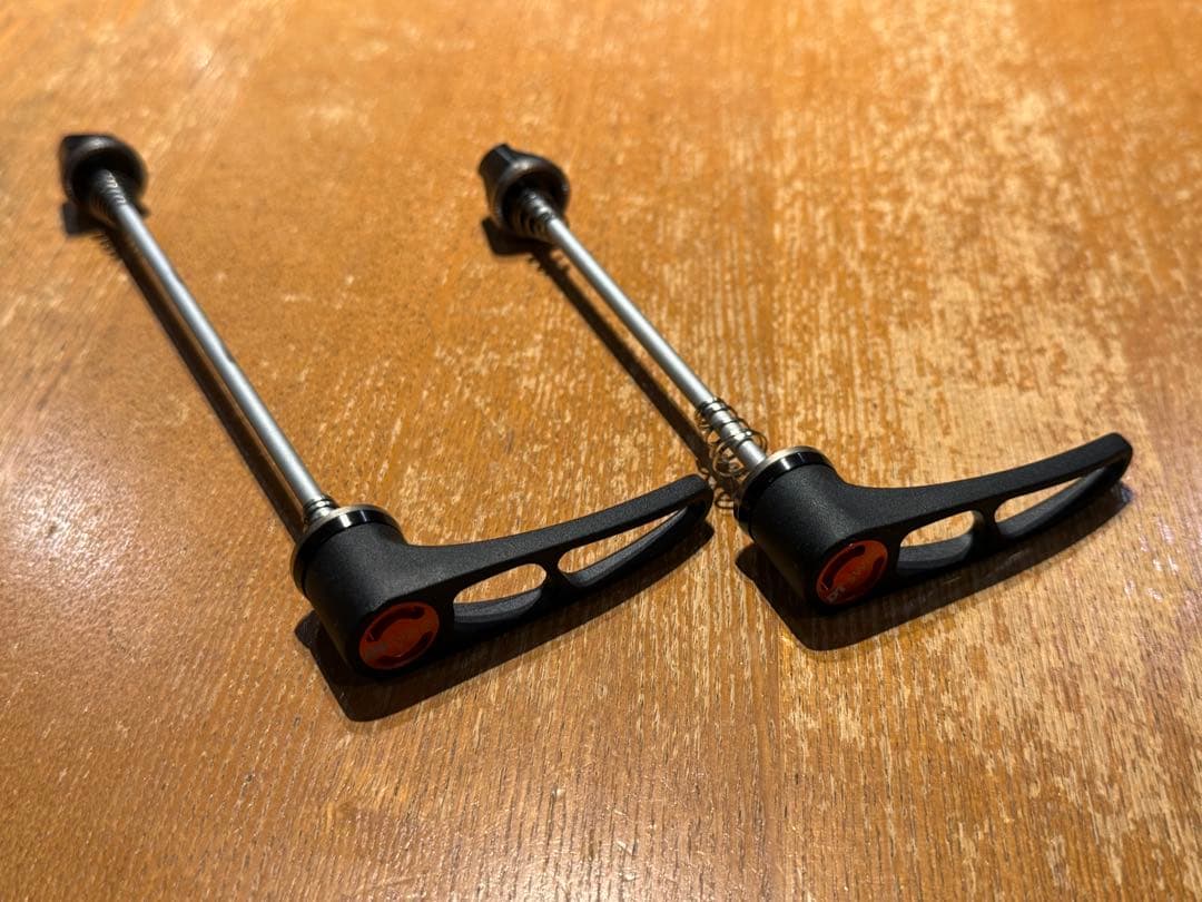 DT SWISS RSWクイックリリース スチール 前後セット - メルカリ