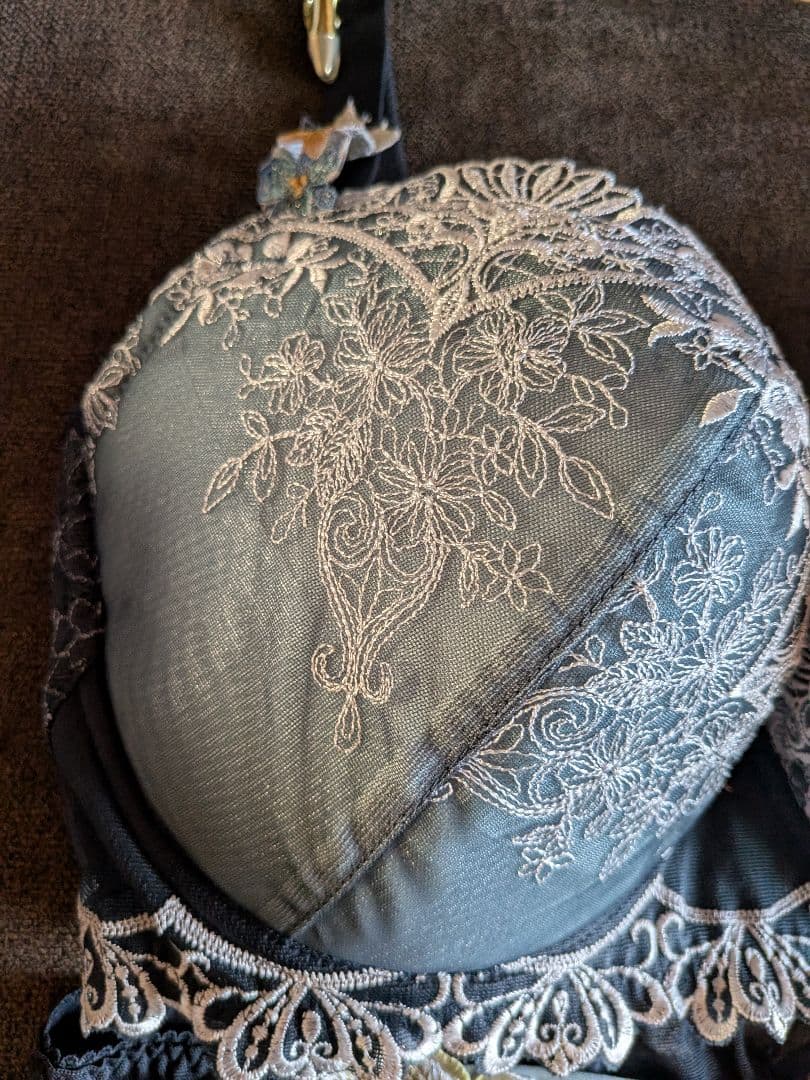 Sulute、13グループリッチベールブラG75、レギュラーショーツL完売品