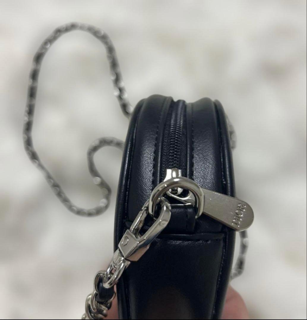 Dior ノベルティー黒 ショルダーポーチ メタルチェーン付き - メルカリ