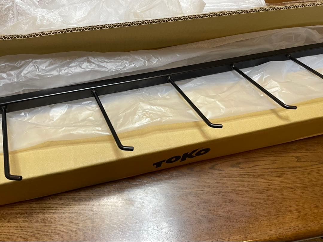 入手困難】TOKO チューンナップテーブル用スキーラック swix vola