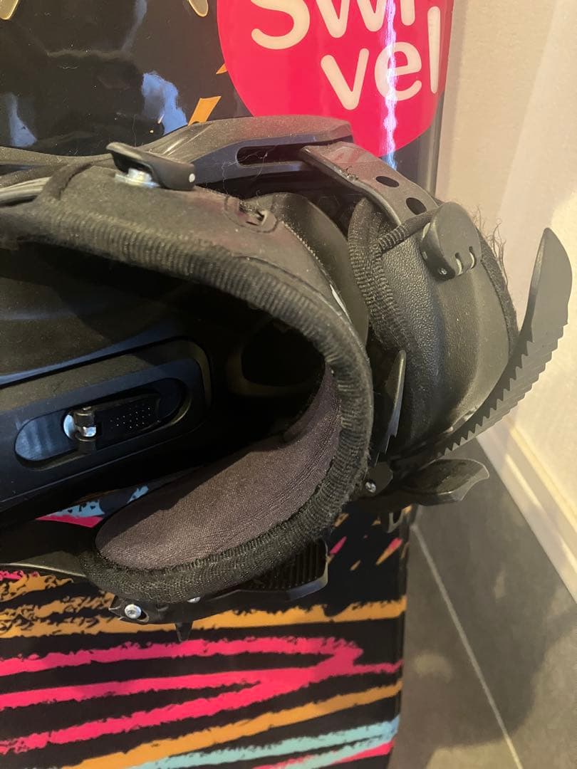 Liiーshop☆様専用】 Swivel スノーボード 130cm - メルカリ