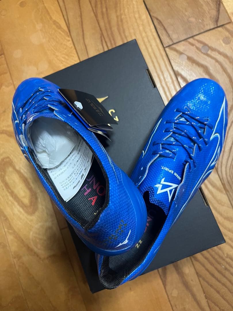 新品　超大特価　限定カラー　ミズノ　ミズノ アルファ JAPAN 24.5cm