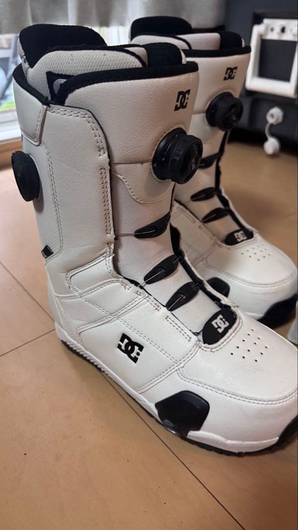 24-25 DC ブーツ 26.5cm と FLUX STEP ONセット