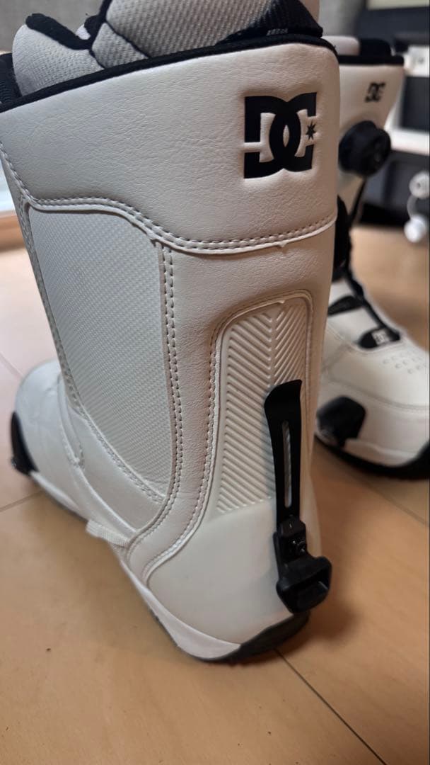 24-25 DC ブーツ 26.5cm と FLUX STEP ONセット