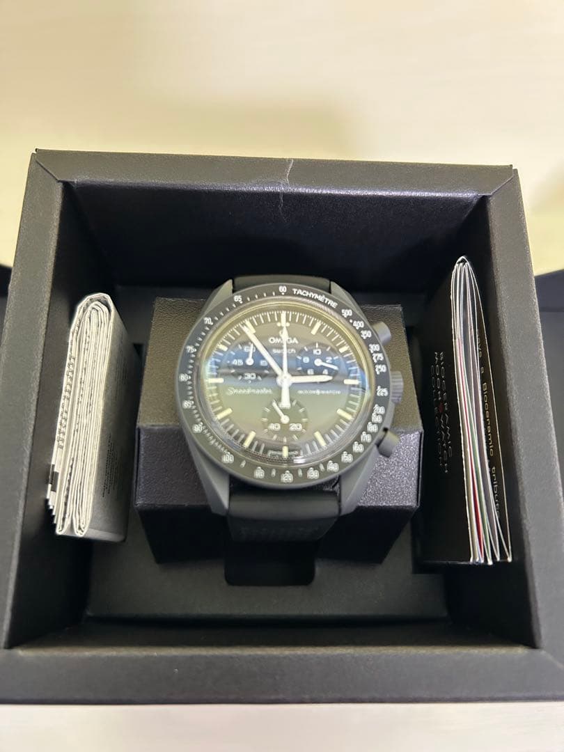 時計 OMEGA Speedmaster MoonSwatch Mercury Moon Swatch Mercury | an Omega speedmaster but there is a catch