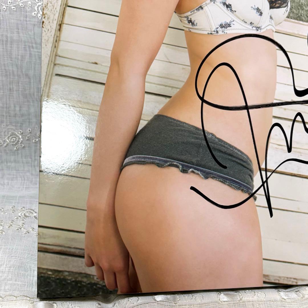 永尾まりや　サイン　パネル