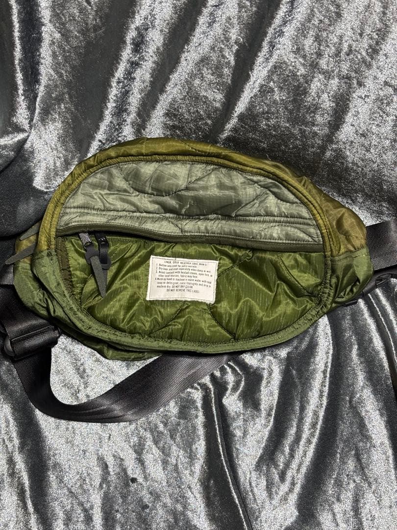 US 三軒茶屋 Quilted Body Bag キムタク キムタク US Customized Quilted Body Bag 三軒茶屋 - メルカリ