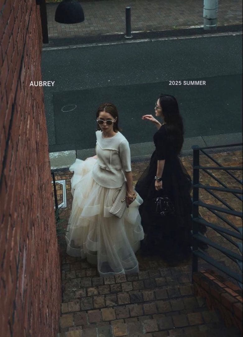 ANDREA&Co. AUBREY ボリュームフリルチュールスカート ホワイト - メルカリ