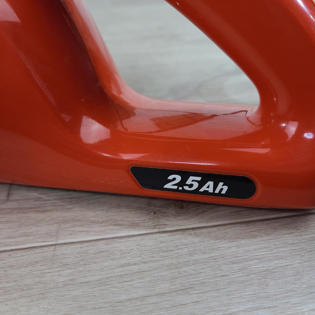 makita マキタ ターボ60 CL113FDW オレンジ 充電式クリーナー - メルカリ