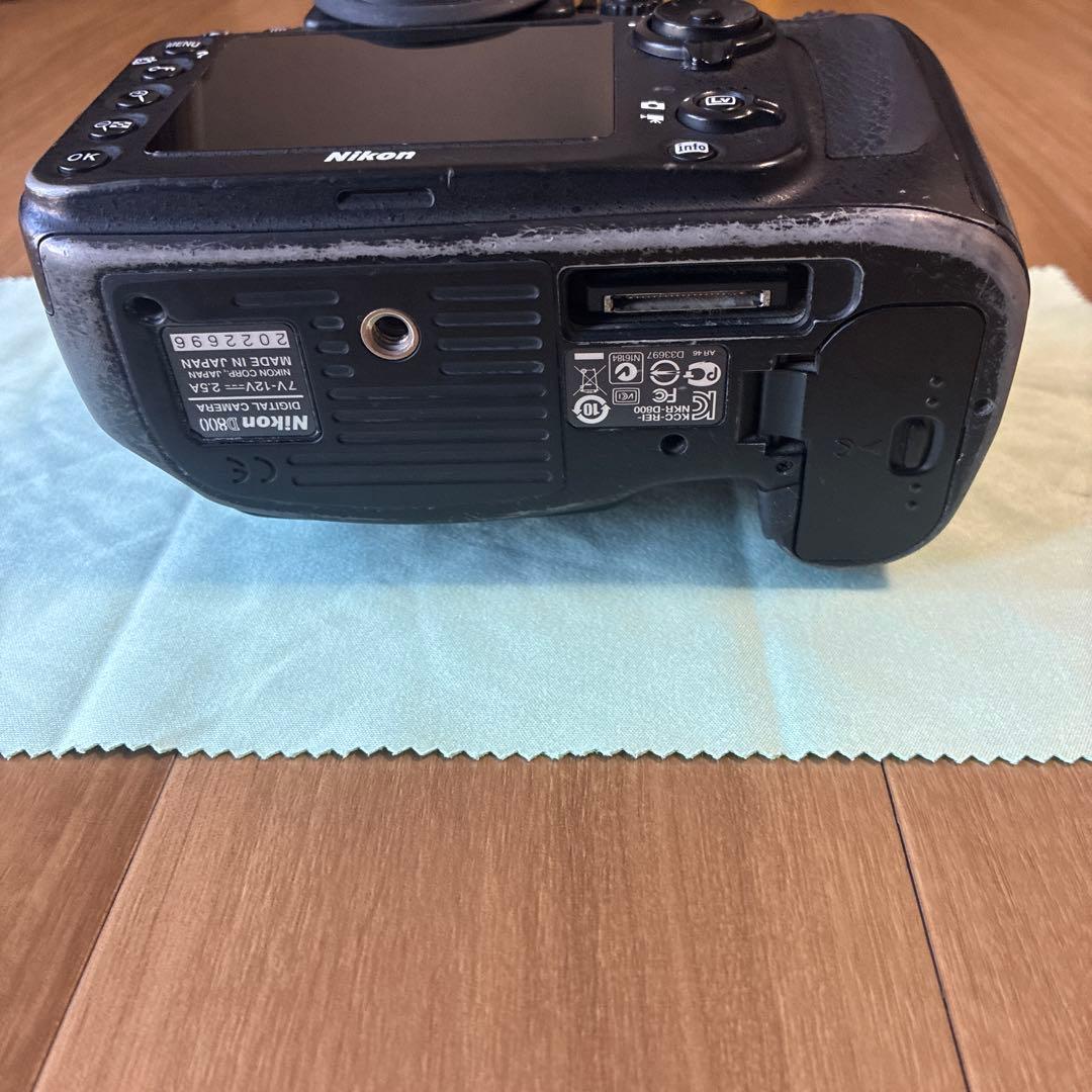 完動品! Nikon D800+付属品 (シャッター回数により訳あり品扱い