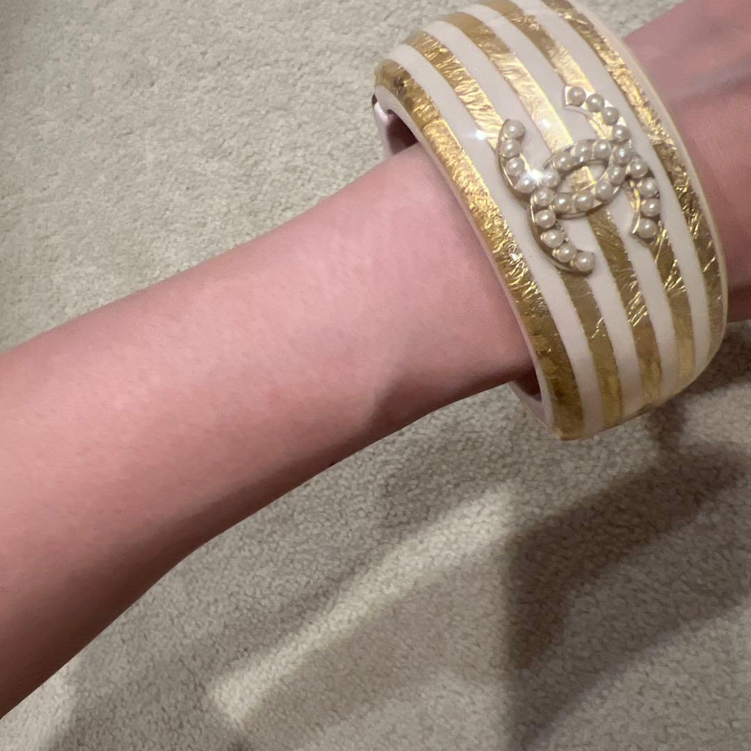 シャネル ココマーク ボーダーワイドバングルブレスレットCHANEL