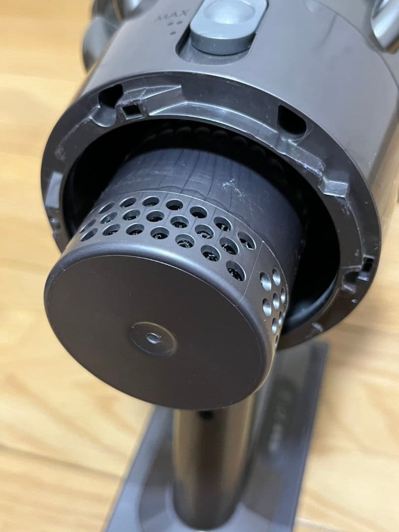 ジャンク DysonV10 Fluffy 掃除機 本体 付属品バッテリー劣化疑い