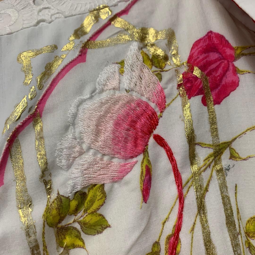 SINASUIEN 半袖刺繍ブラウス 箔プリント - メルカリ