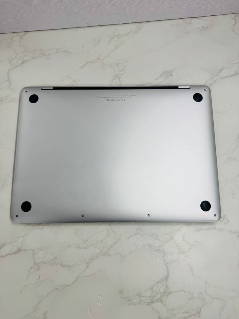 MacBook Pro 13インチ 2016 2.0GHz Core i5