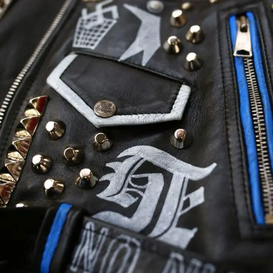 芸術 アート 鋲ジャン ダブルライダースジャケット - メルカリ