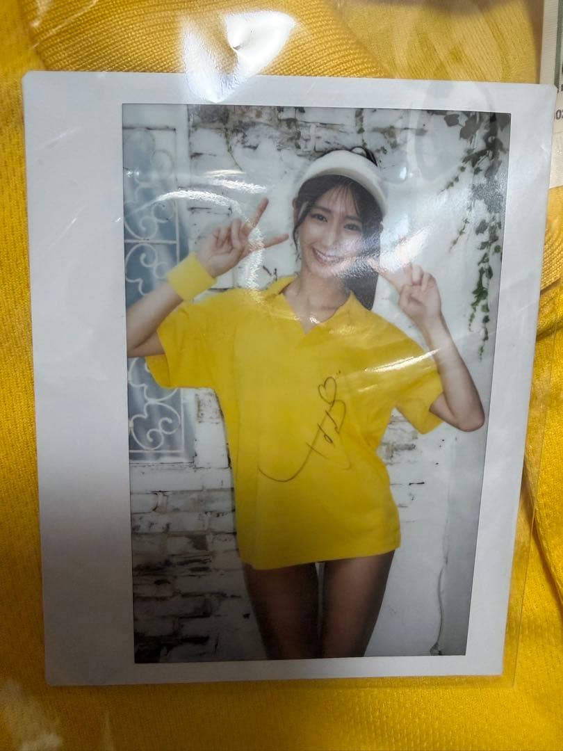 斎藤恭代 〜LUMINOUS 〜 トレーディングカード　サイン入りポロシャツ