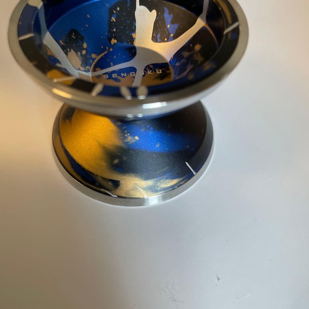 Sengoku 謙信 極 ヨーヨーColor: ブルー / ゴールドリム