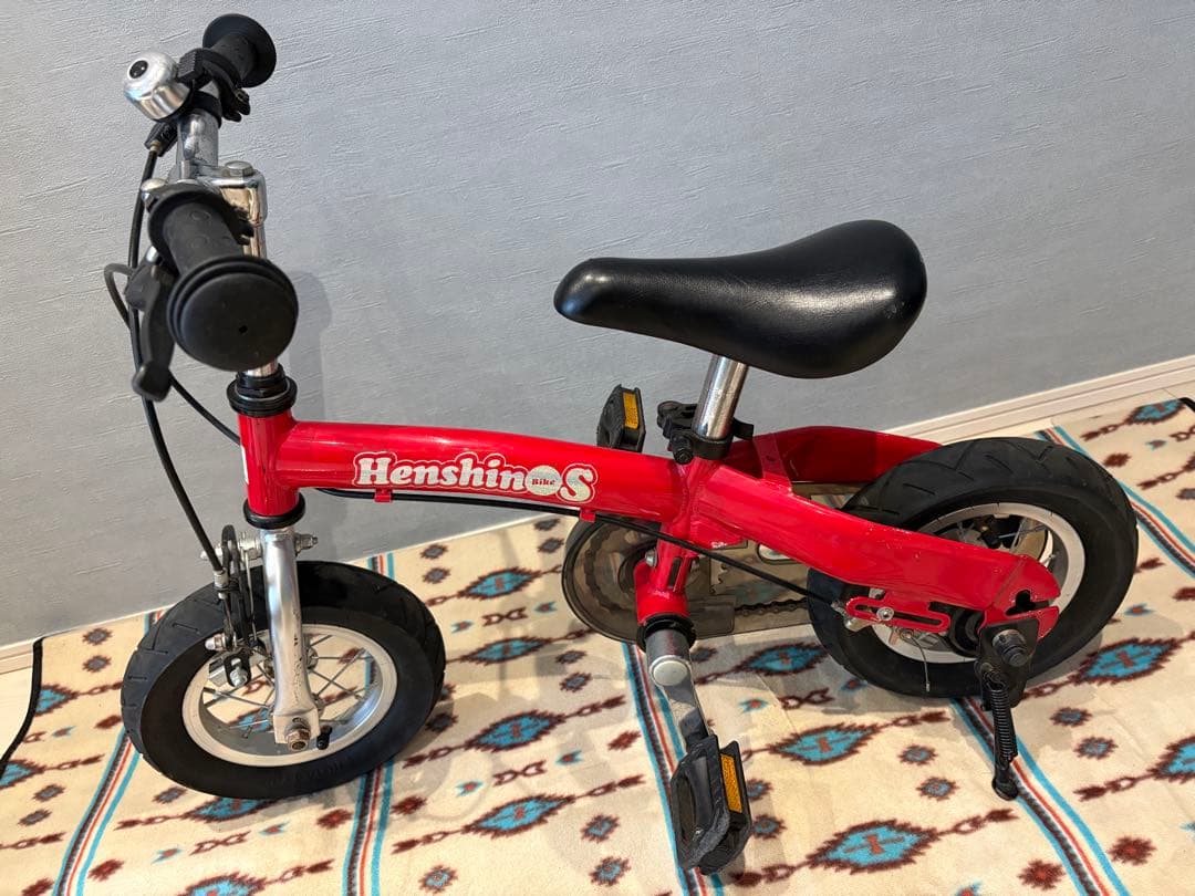 へんしんバイクS レッド Henshin Bike S 10インチ 自転車