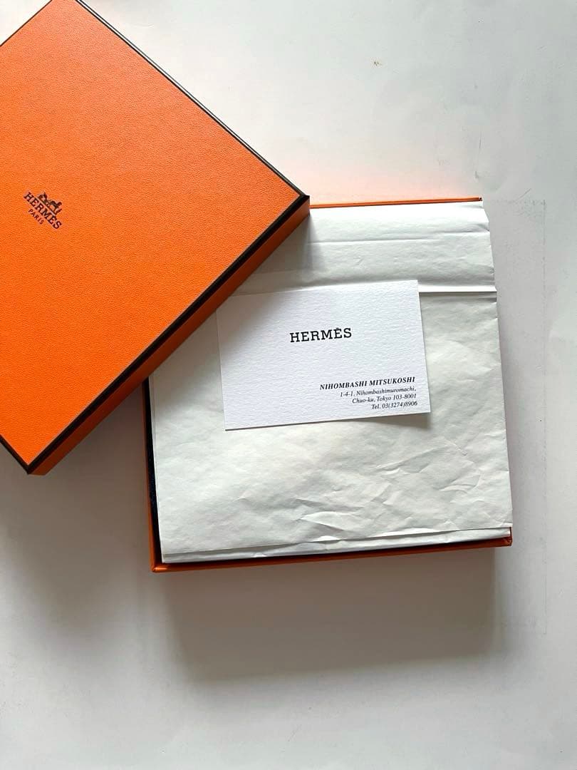 新品＊贈答用にもHERMES エルメス カレ・タオル 《ヴィス・ヴェルサ》ブルー