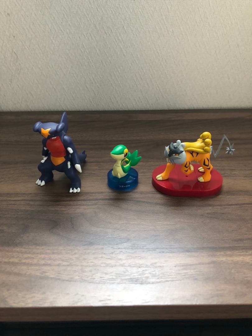 【まとめ売り】ポケモンキッズ(指人形)＋フィギュア＋玩具＋シール