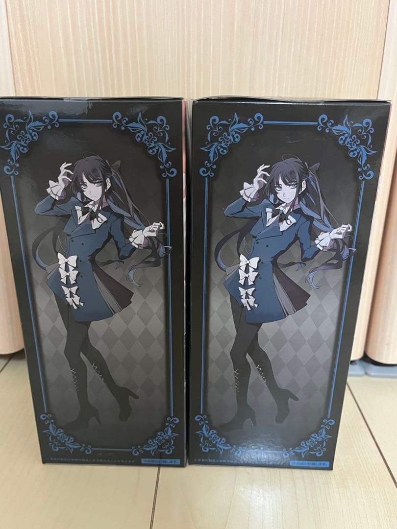 ラウンドワン限定 Ado フィギュア 〜Winter ver.〜2体セット！ - メルカリ