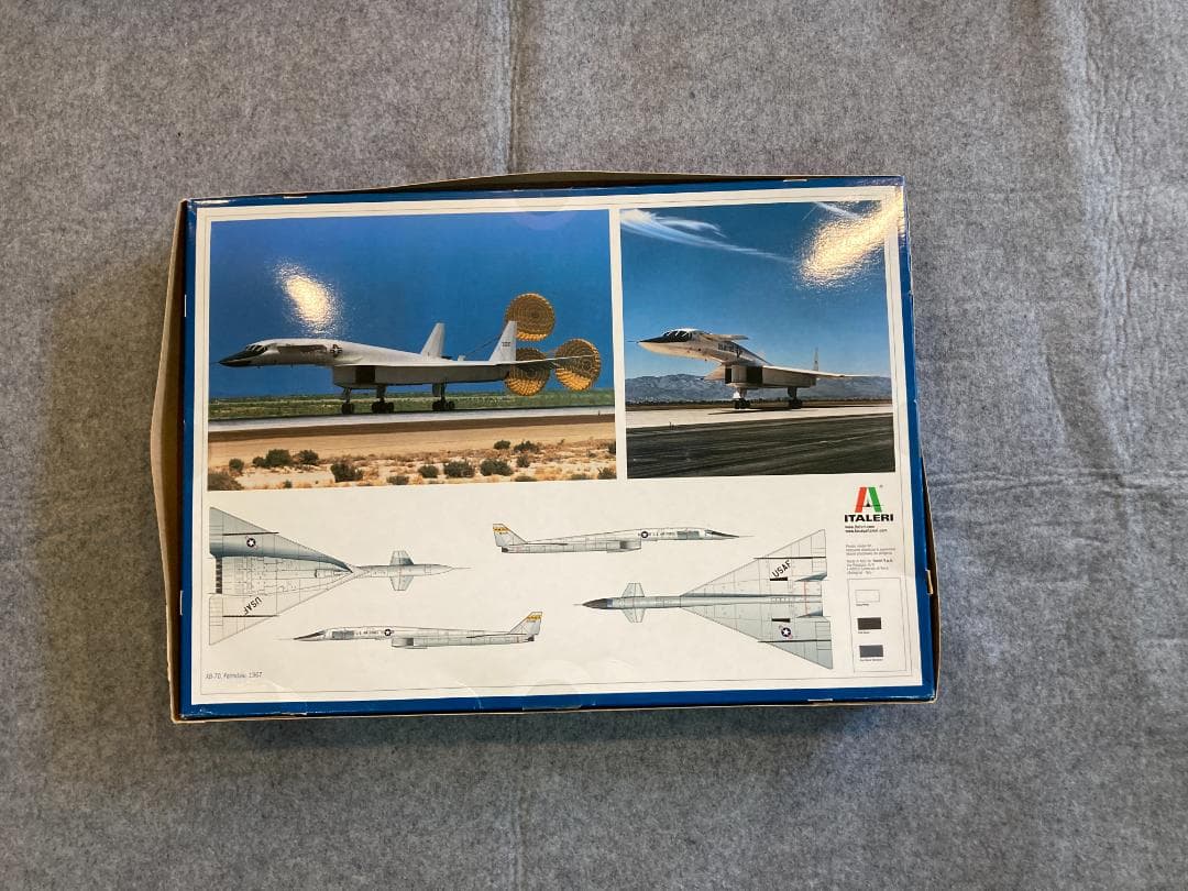 航空機・ヘリコプター ITALERI 1/72 No1282 XB-70 Valkyrie