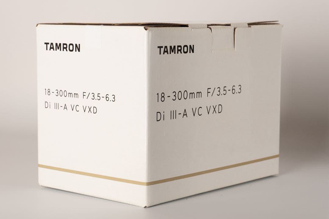 TAMRON タムロン 18-300mm F3.5-6.3 ソニーEマウント用