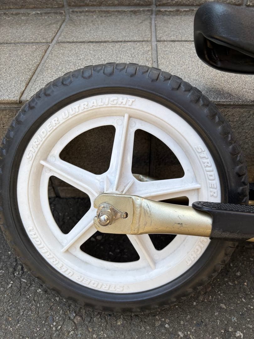 ストライダープロ10周年記念モデル　シャンパンゴールド