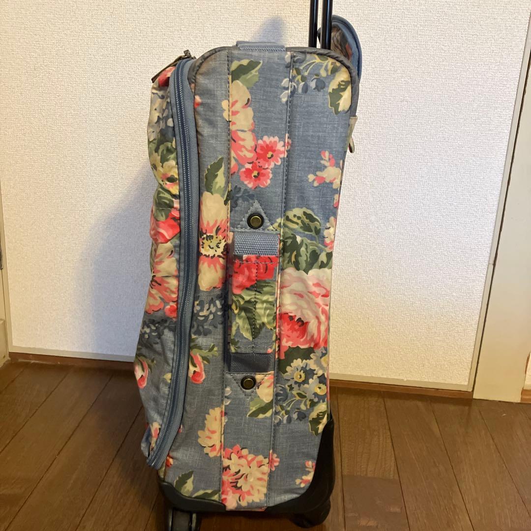 キャスキッドソン 花柄スーツケース - メルカリ